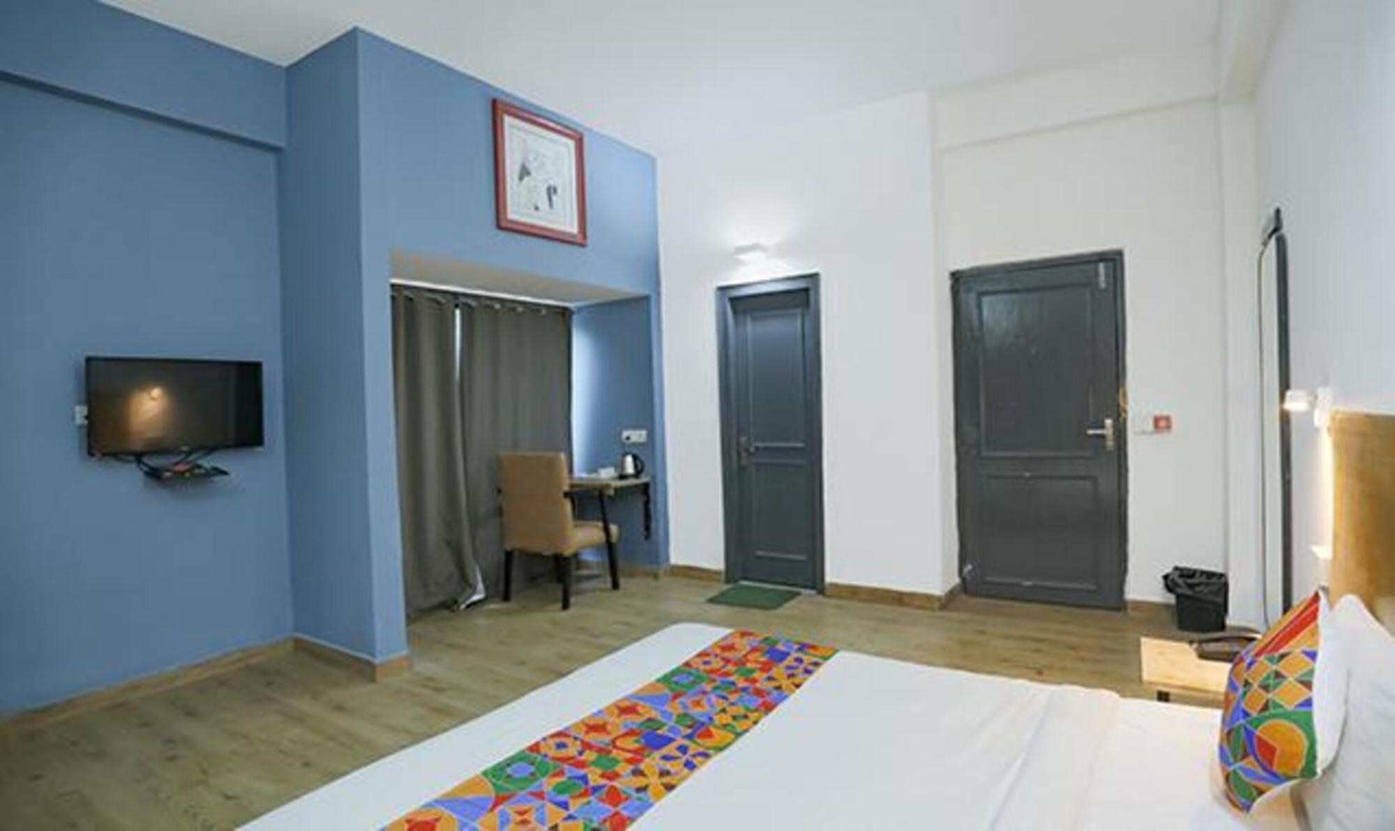 Fabhotel F9 Sector 51 Noida Exterior foto
